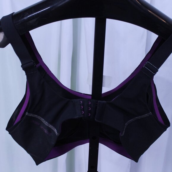 Under Armour Black and Purple Performance Bra - Picture 7 of 9